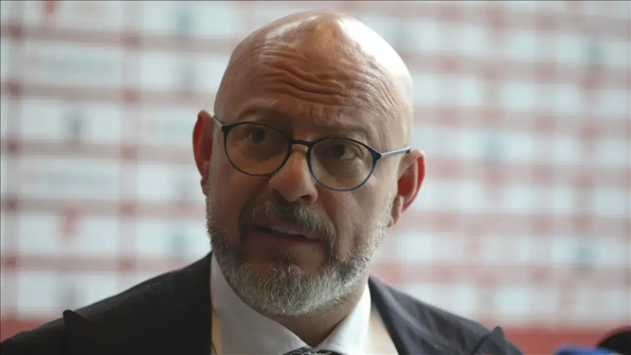 METE VARDAR NE İŞ YAPIYOR, MESLEĞİ NE? Serveti ne kadar, kaç yaşında, memleketi neresi?