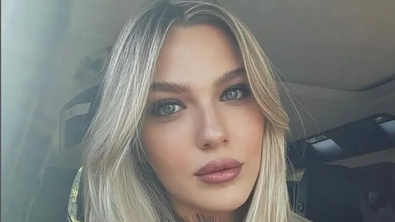 Yasemin Şefkatli Kaç Yaşında? Aile Geçmişi Ne?