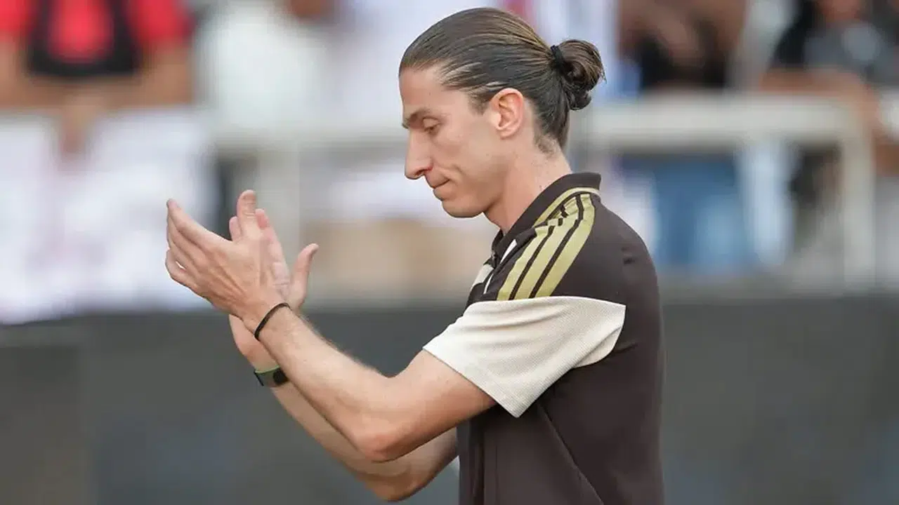 7 Kupaya Rağmen Gönderildi! Flamengo’dan Şok Filipe Luis Kararı
