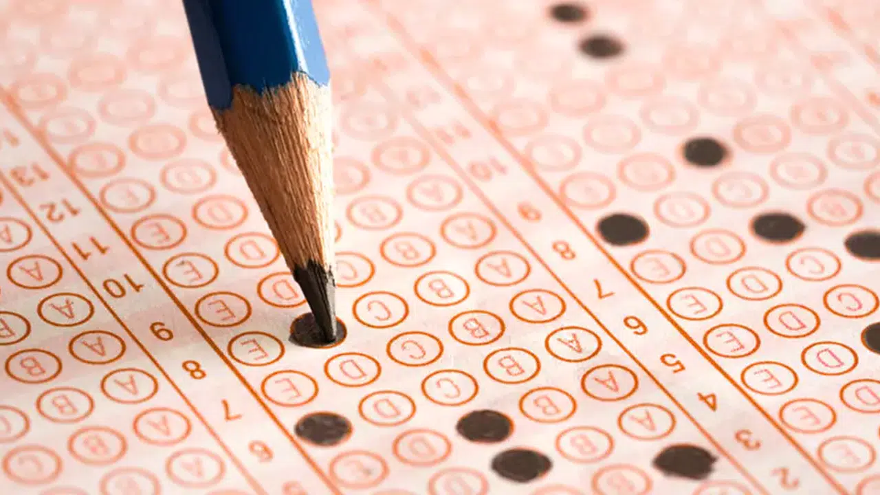 12 YILLIK EĞİTİM KALKIYOR MU? Süre kısalıyor mu, üniversiteye başlama yaşı düşecek mi, yeni düzenleme ne?