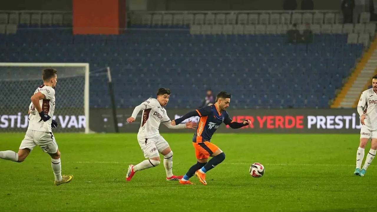 Başakşehir Trabzonspor Maçı Özeti: Kaç Kaç Bitti, Golleri Kim Attı?