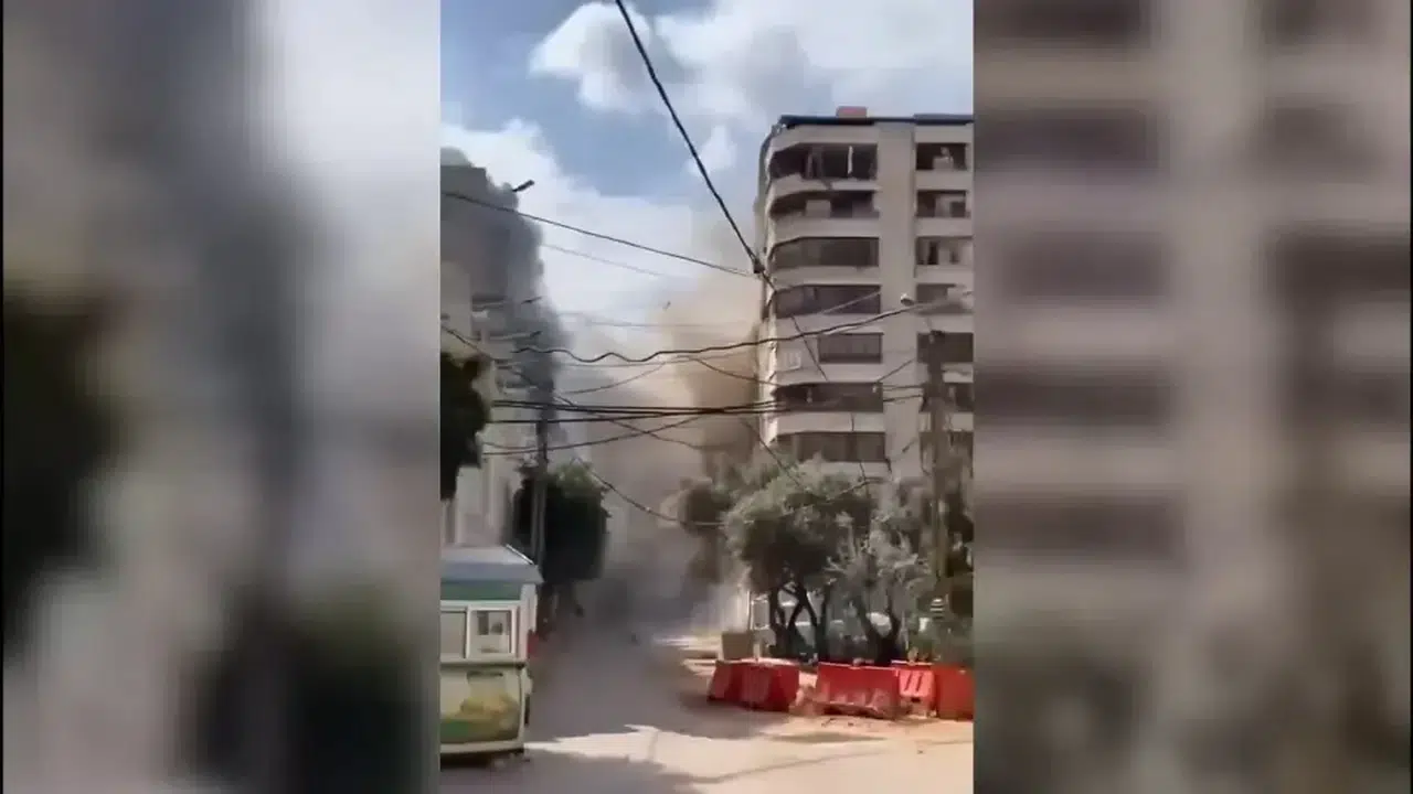 Sivil mahallede yıkım! Beyrut’ta hava saldırısının görüntüleri ortaya çıktı