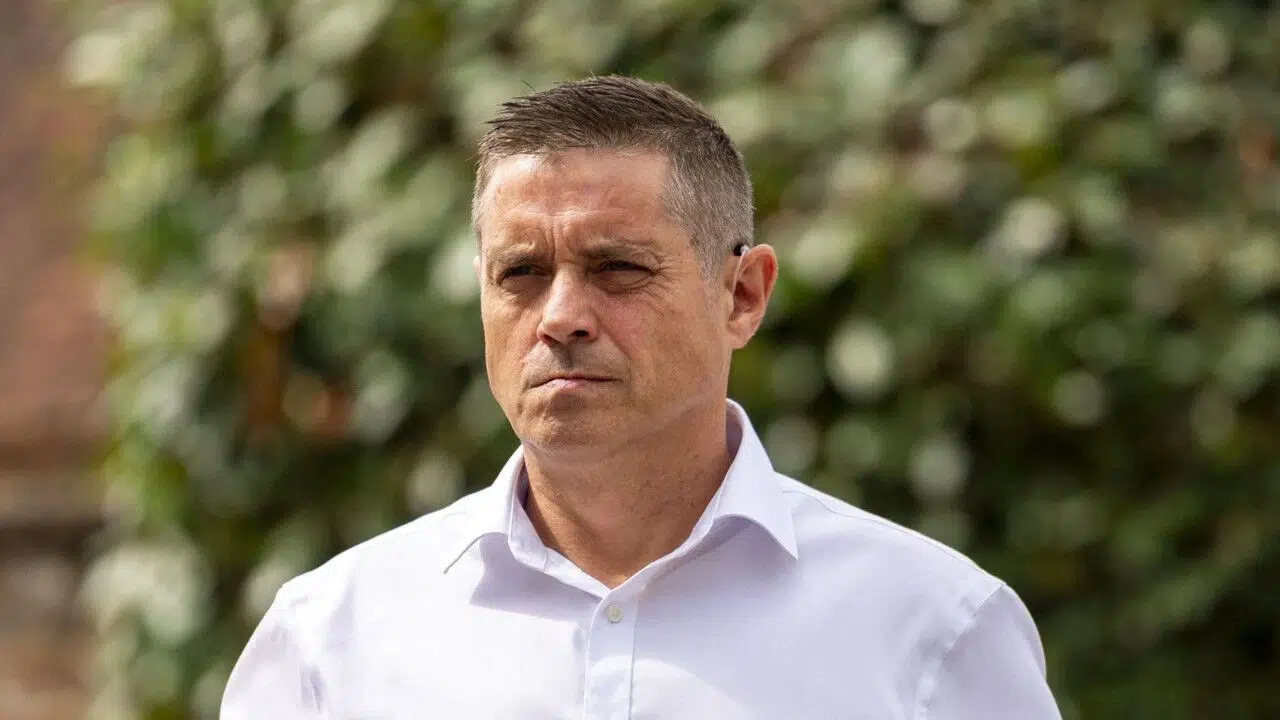 John Alford Kimdir, Neden Hapse Girdi, Kaç Yaşındaydı, Nerede Öldü? HM Prison Bure Cezaevi Ölümü ve Cinsel Suç Davasının Detayları