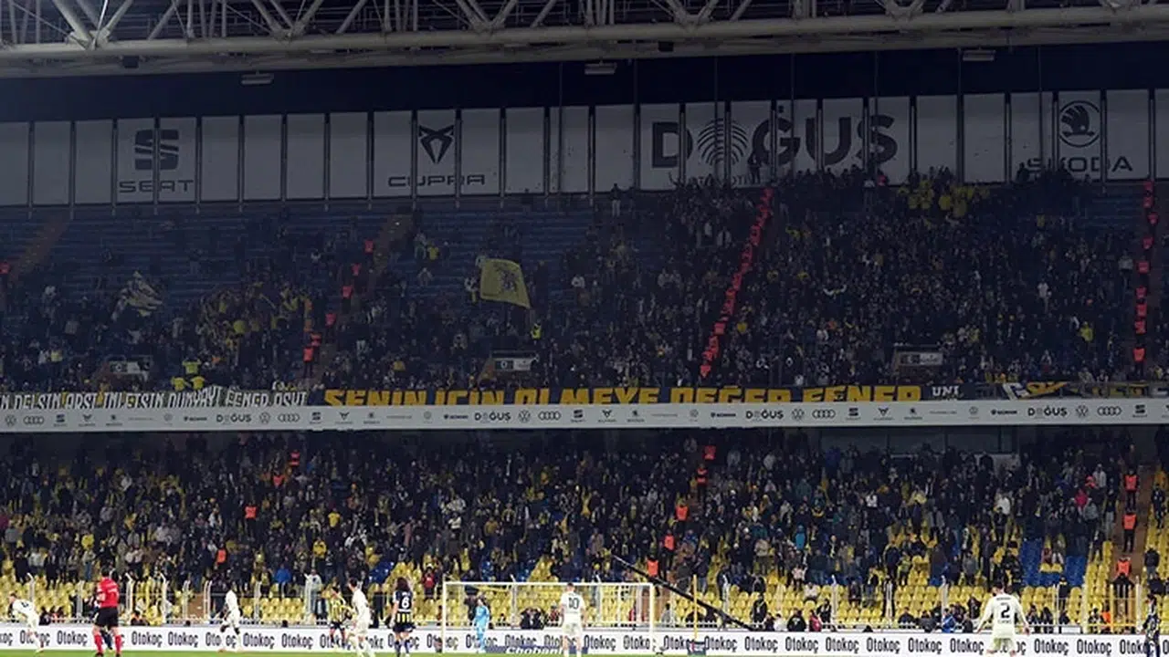 FENERBAHÇE GAZİANTEP MAÇINDA STATTA KAÇ KİŞİ VARDI! Tribünler neden boştu?