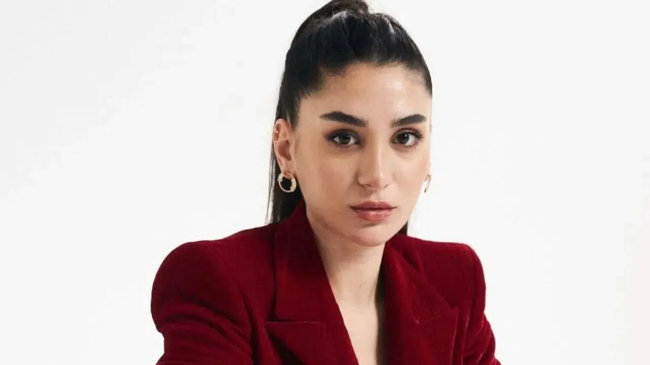 SİTARE AKBAŞ ASLEN NERELİ? Kaç Yaşında, Bekar Mı, Evli Mi, Cengiz Orhonlu Kimdir?