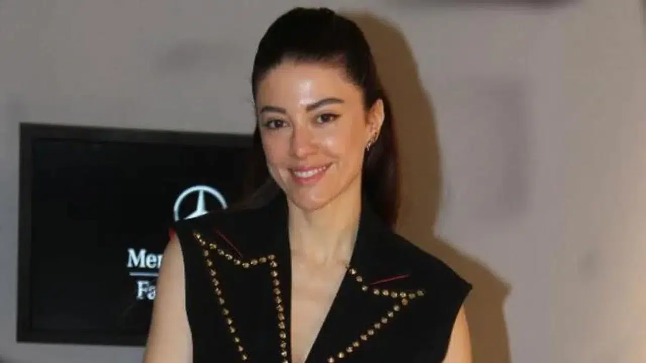 Kıvanç Tatlıtuğ’un Eşi Başak Dizer’in Yaşı ve Hayatı Merak Konusu Oldu