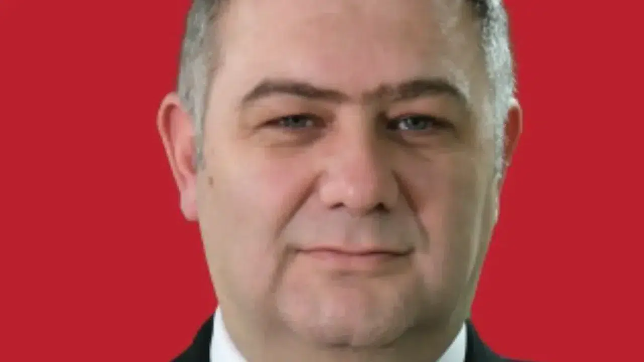 Tanju Özcan'ın Akrabası mı? Mehmet Tuna Özcan Kimdir, Evli Mi, Kaç Yaşında?