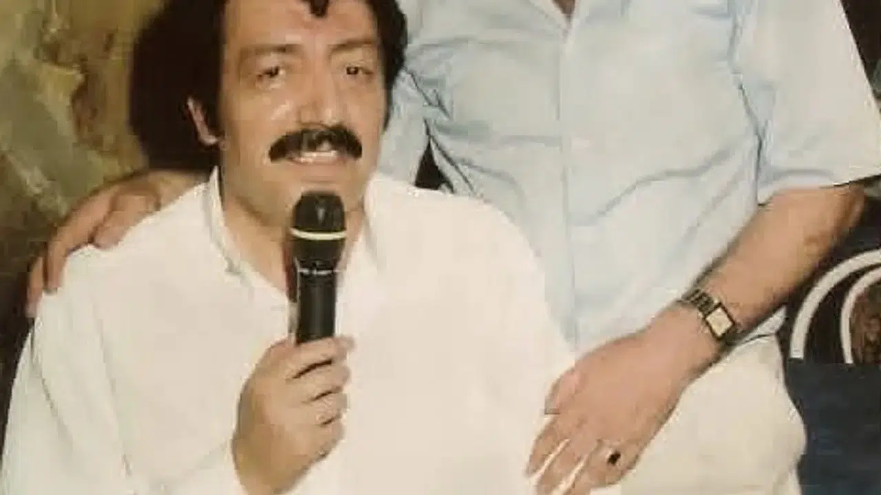 Müslüm Baba’nın İkizi Ortaya Çıktı, Anma Töreninde Görenler Şaşkına Döndü