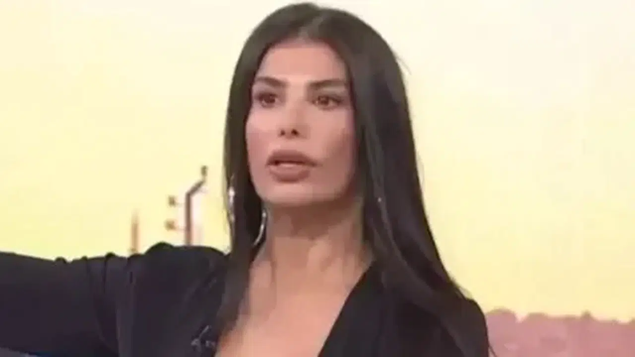 Önce sahnelerin sonra camların tozunu attırdı: Ünlü Şarkıcı Hatice Yürekleri Ağızlara Getirdi!