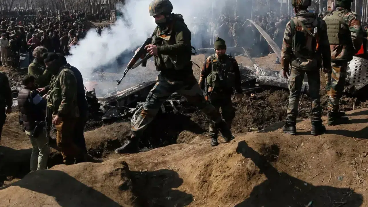 Bölgede tansiyon zirvede! Pakistan, Afganistan’daki operasyonların bilançosunu açıkladı