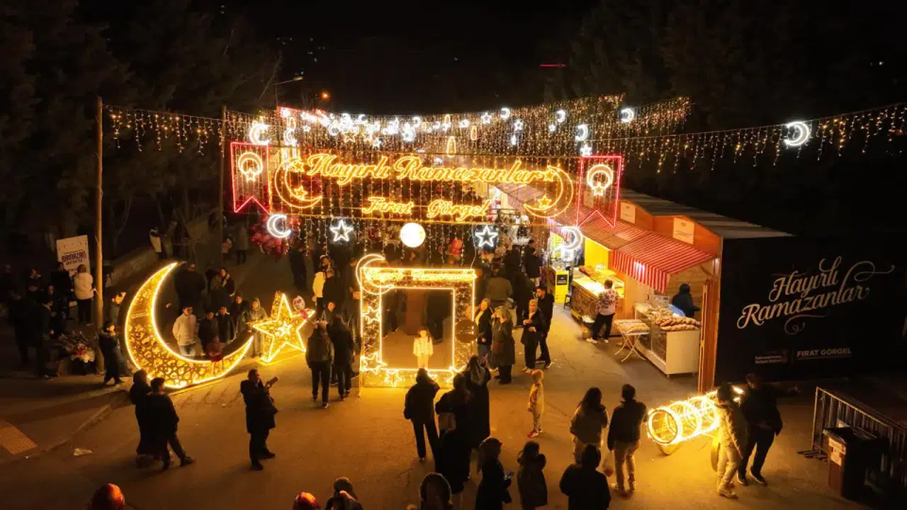 Kahramanmaraş’ta manevi buluşma: Ramazan Sokağı’nda akşamlar bir başka güzel