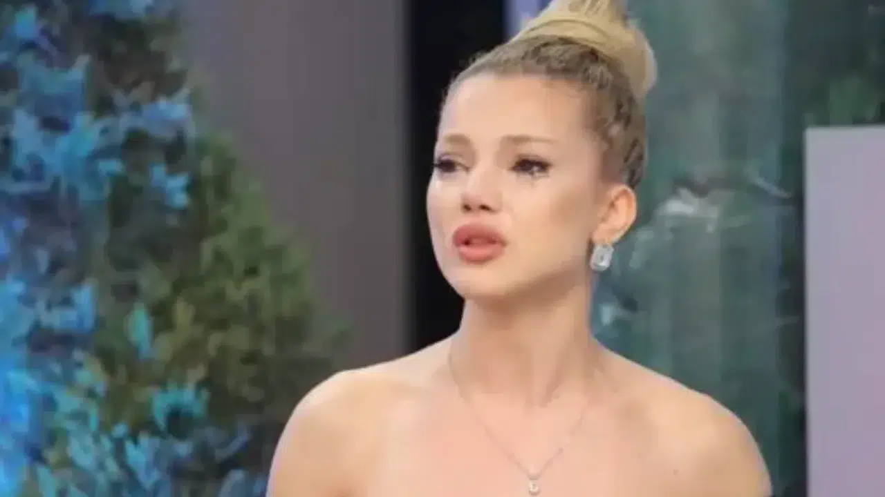 DOYA DOYA MODA ÖZLEM PARLU KAÇ YAŞINDA? Doya Doya Moda yarışmacısı Özlem Parlu kimdir ve kaç yaşında?