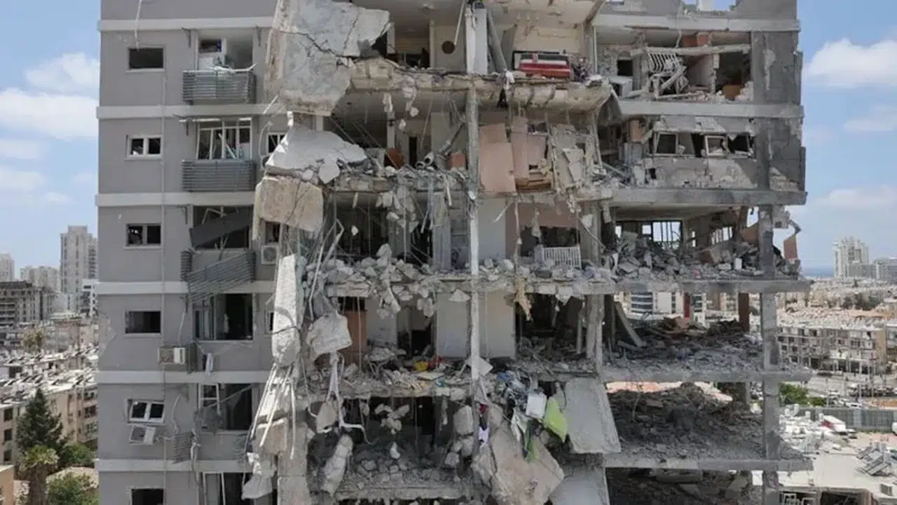 İran’da Çatışma Bilançosu Ağırlaşıyor! Can Kaybı 787’ye Çıktı