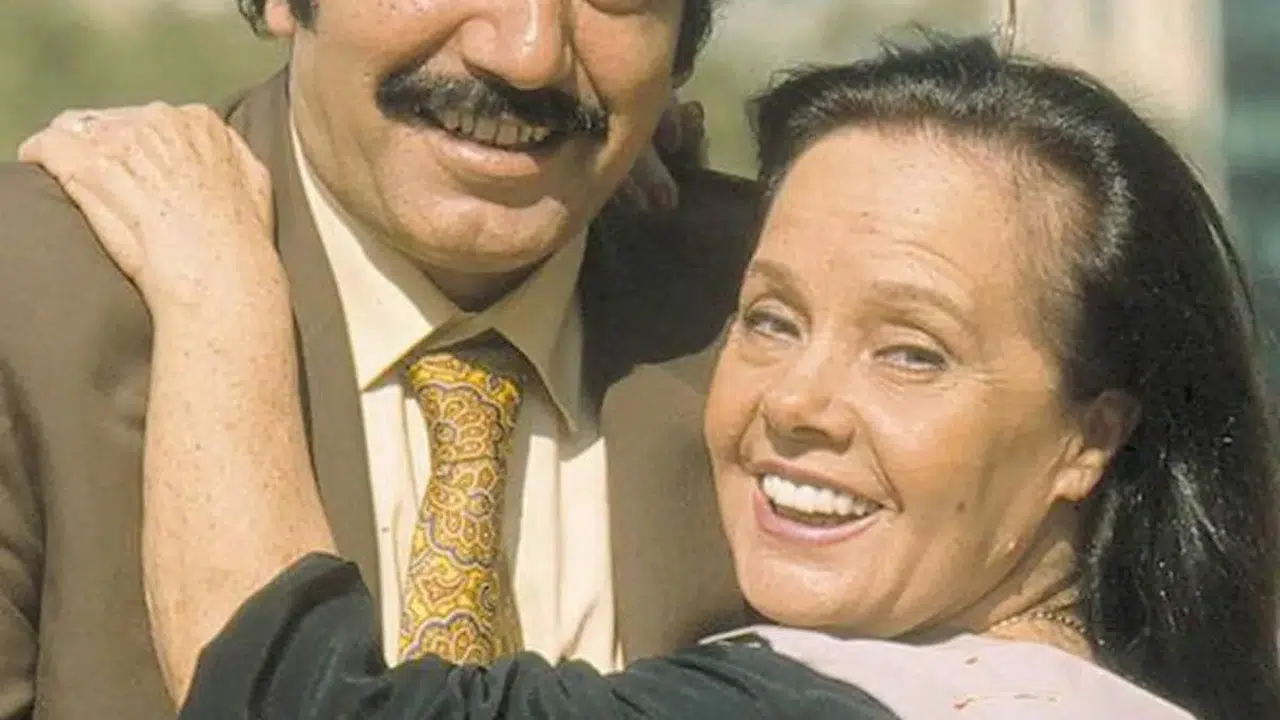 Müslüm Gürses'in ilk eşi kimdir? Muhterem Nur mu?