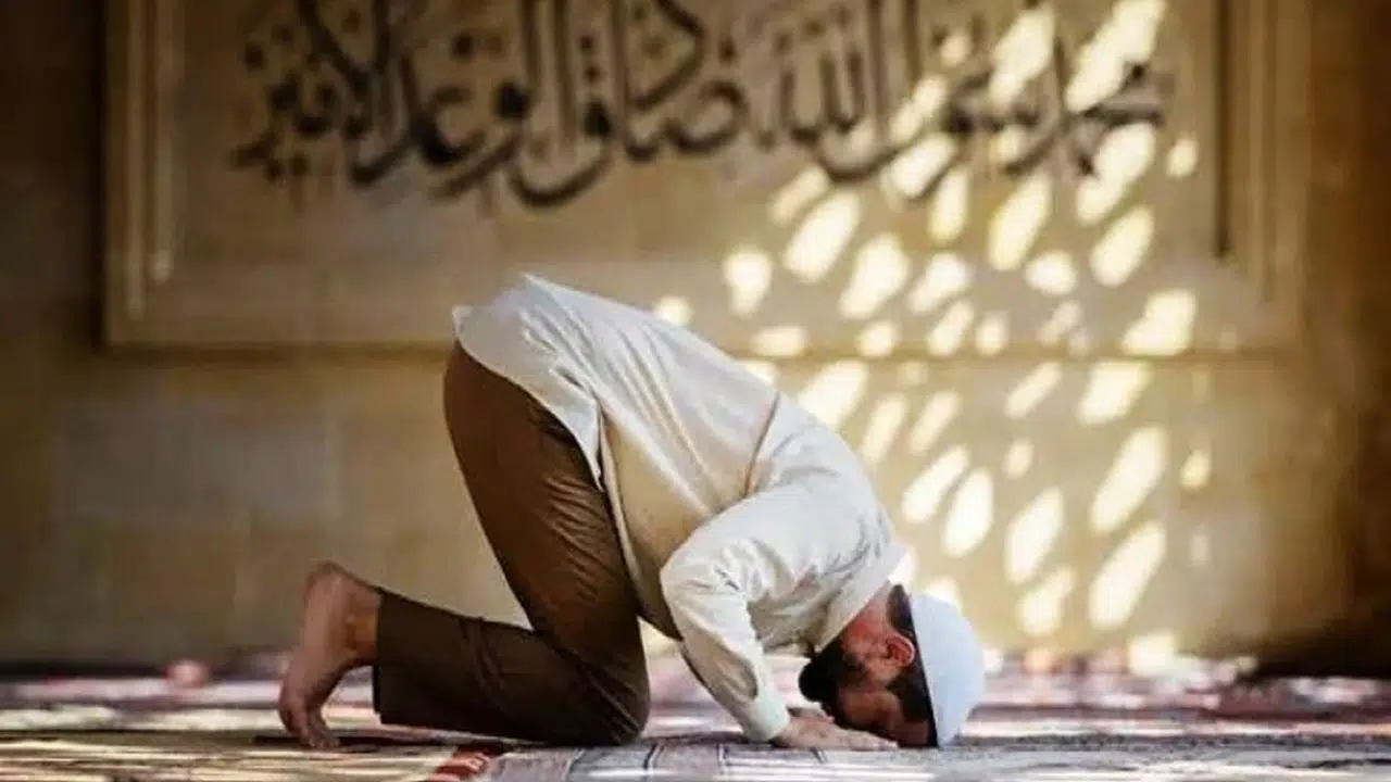 27 MART CUMA NAMAZI VAKİTLERİ! Cuma namazı kaçta? İstanbul Ankara İzmir saatleri ne, kaç rekat kılınır?