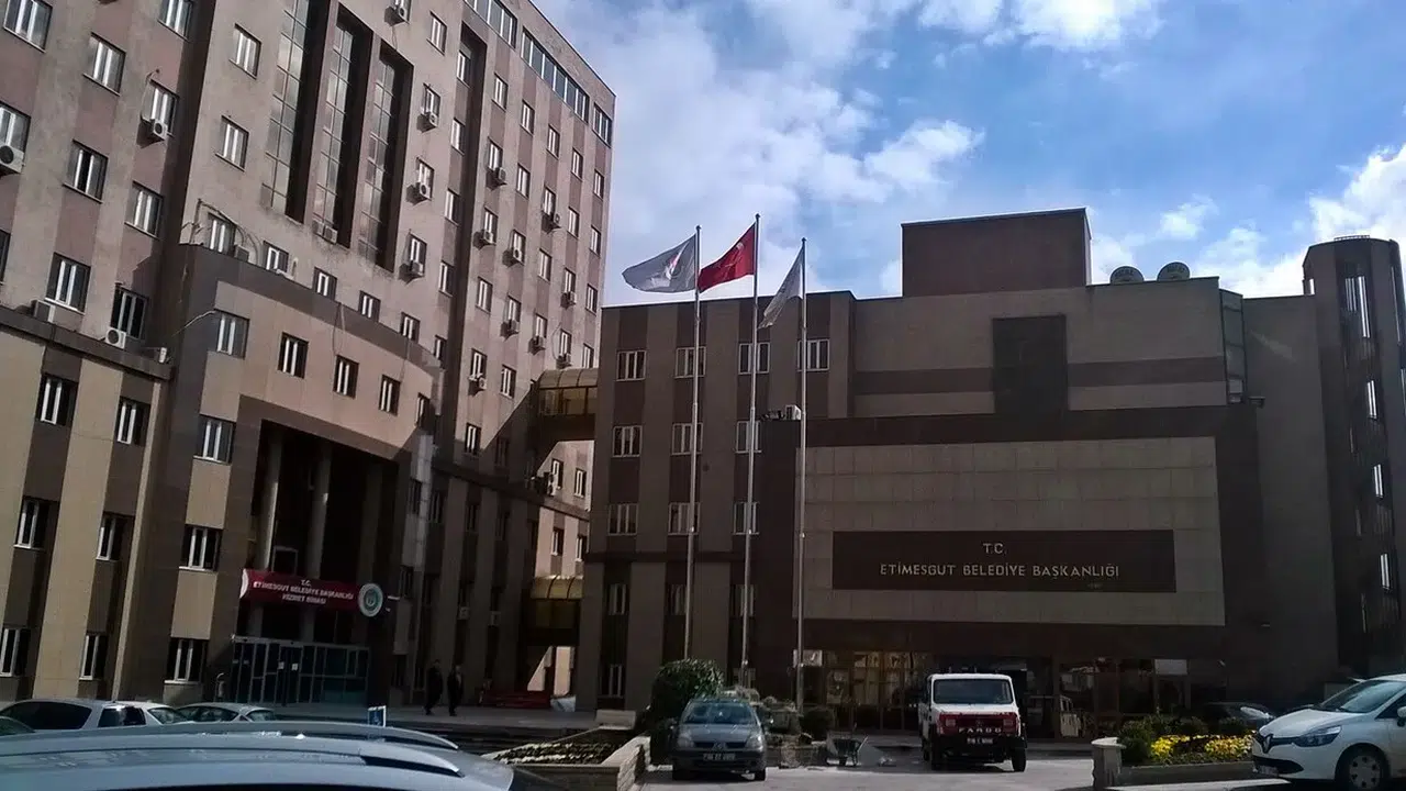 Etimesgut Belediyesinde Kimler Gözaltına Alındı, Neden Soruşturma Açıldı?