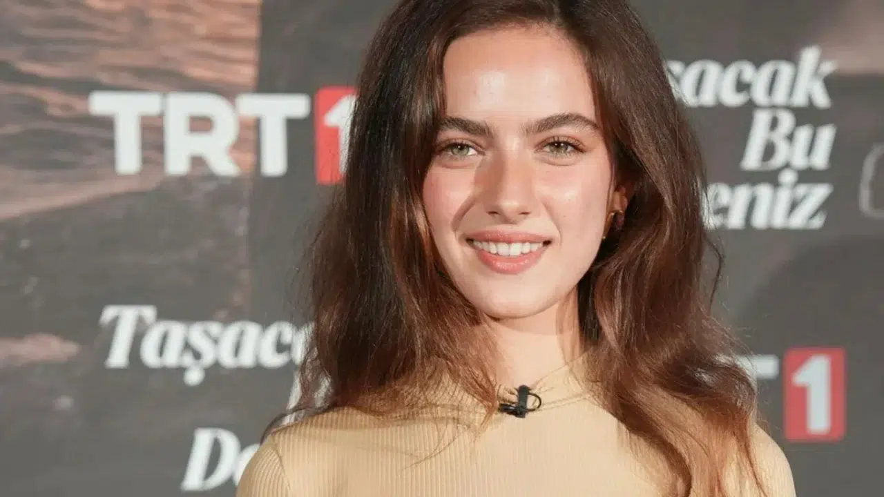 Ava Yaman Kimdir, Nereli, Kaç Yaşında? Taşacak Bu Deniz Eleni Miryano Karakteri ve Ava Yaman’ın İlk Dizisi Nedir?
