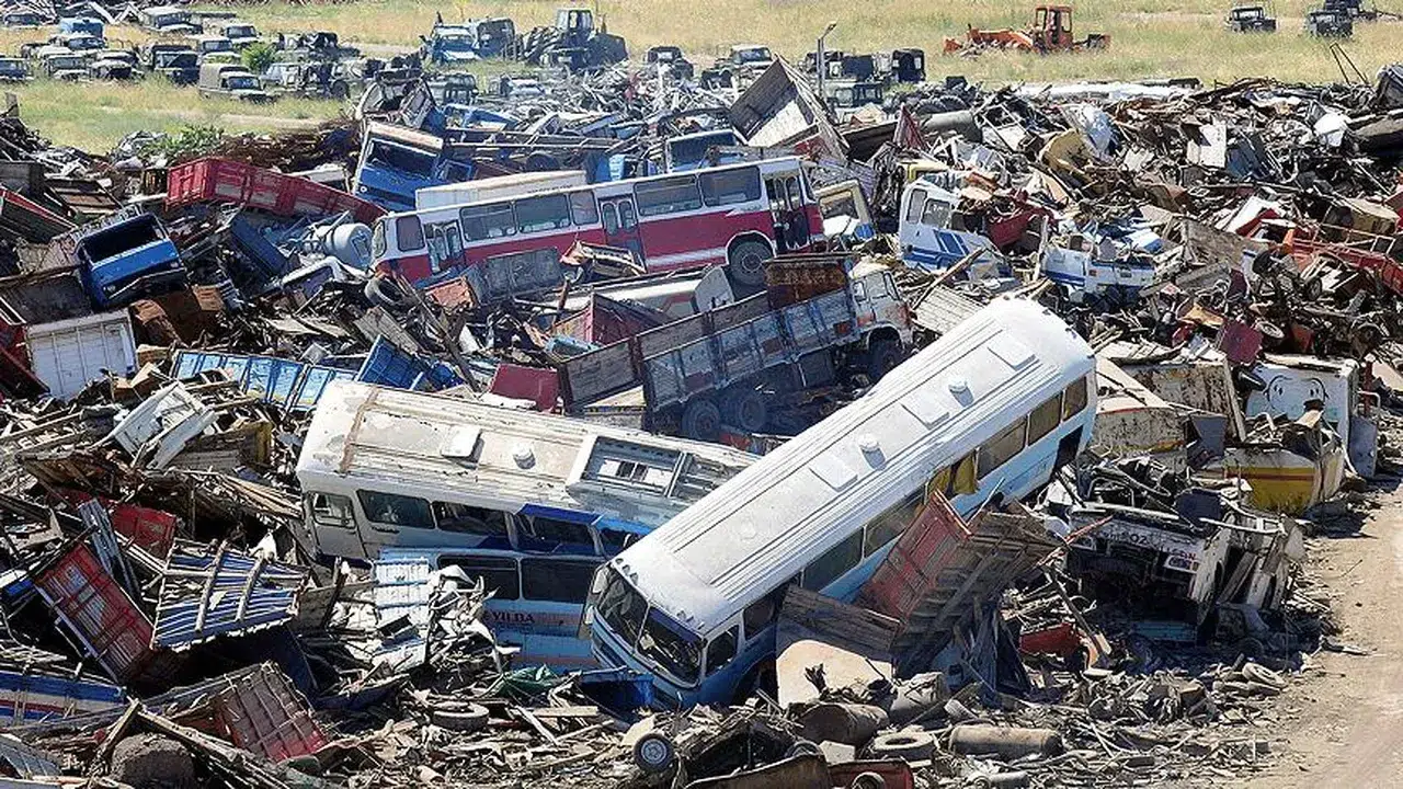 HURDA TEŞVİKİ 20 YAŞ ÜSTÜ ARAÇLARDA GEÇERLİ Mİ? 20 Yaş Üstü Araç Sahipleri Yararlanacak mı, Yapılandırma ile Birlikte mi Gelecek?