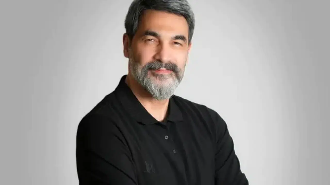 Uğur Işılak evli mi, çocukları var mı, nerede doğdu, hangi partiden milletvekili oldu?