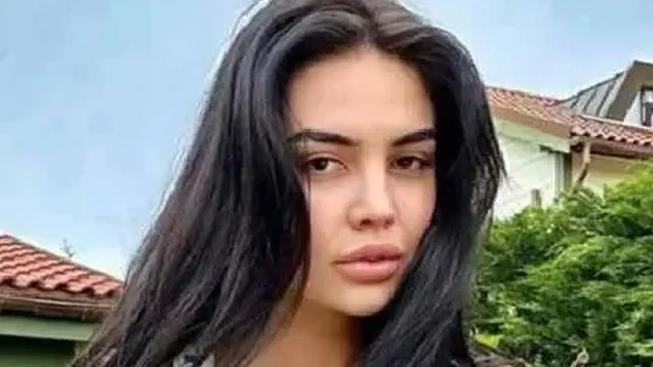 ECE RONAY KİMDİR VE EVLİ Mİ! Hakkında soruşturma mı açıldı?