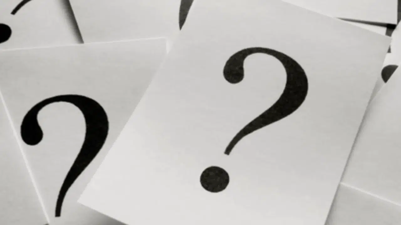 ÇINILI CAMII IMAM HATIBI DURSUN ŞAHIN KIMDIR? Aslen nereli, kaç yaşında, İlber Ortaylı’nın selası iddiası ne?