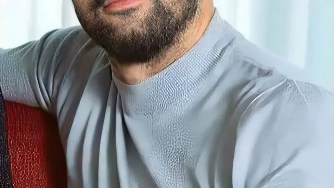 Engin Akyürek hayatı (kimdir)? Sevgilisi var mı? Yaşı kaç?