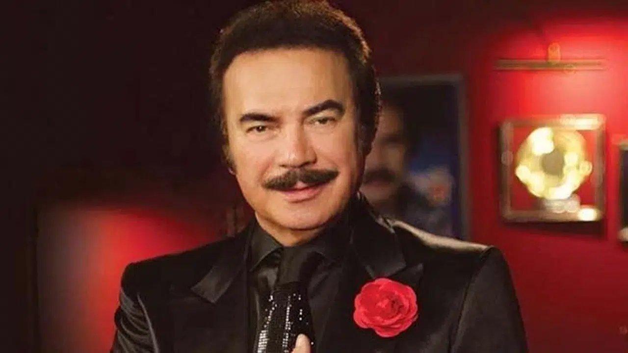 Türk Müziğinin Efsanesi Hastanede! Gencebay Tedavi Altında