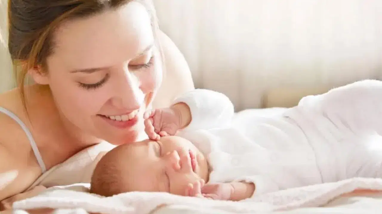 Doğum İzni 24 Haftaya Çıkıyor! Annelik Maaşı Hesaplaması Değişiyor