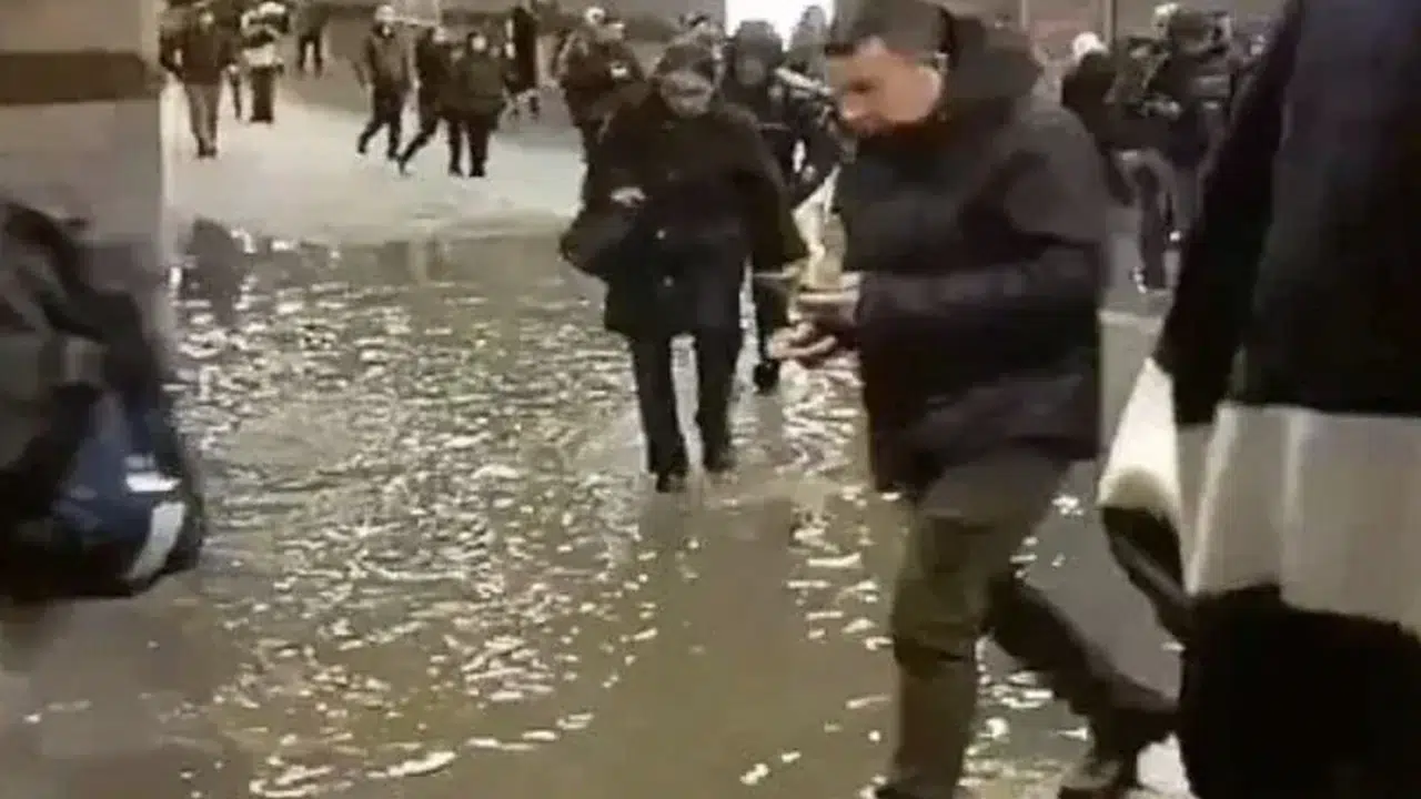 Yağmur Vurdu, Ulaşım Durdu: Mecidiyeköy’de Alt Geçit Kapatıldı!