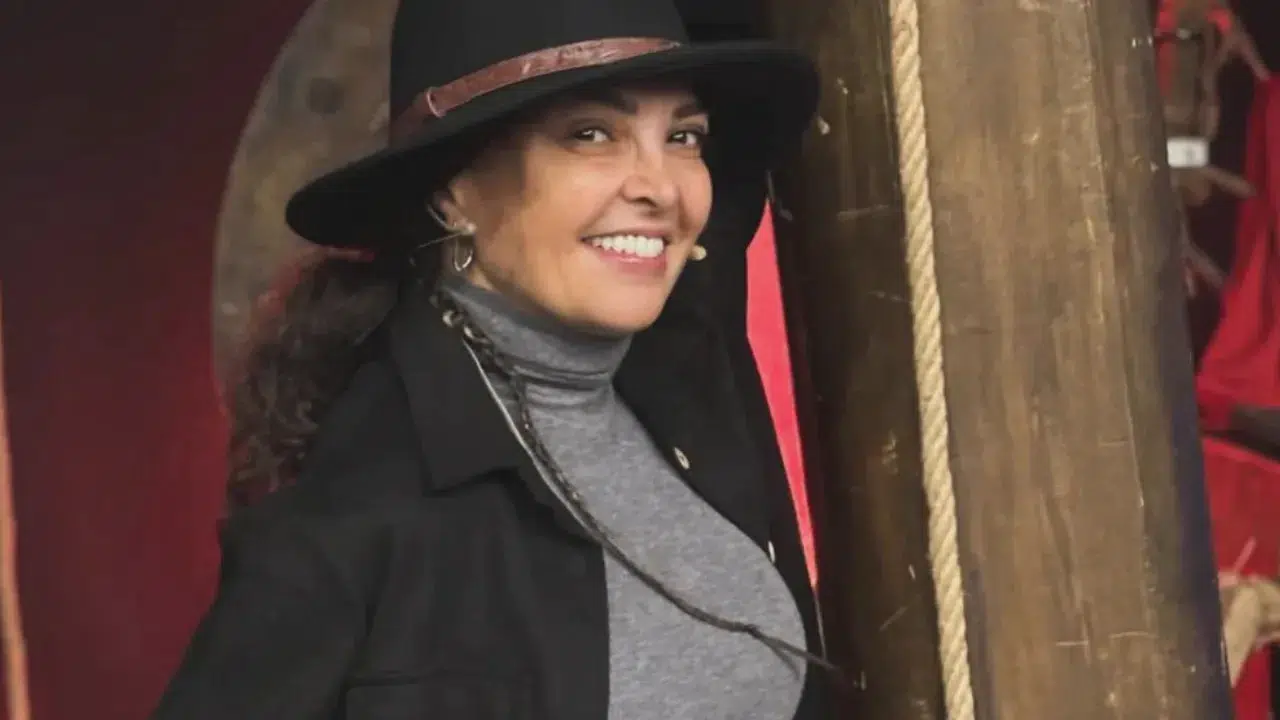 YERALTI AZİZE KİMDİR? Sevil Akı Saner Kimdir, Kaç Yaşında ve Hangi Dizilerde Oynadı?