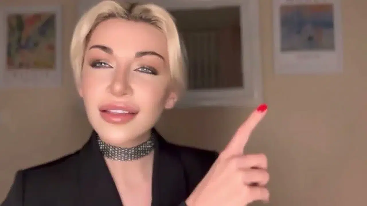 ECE ATA KİMDİR VE HAYATI! Kaç yaşında, babası kim, sevgilisi kimdir, doğum tarihi nedir?