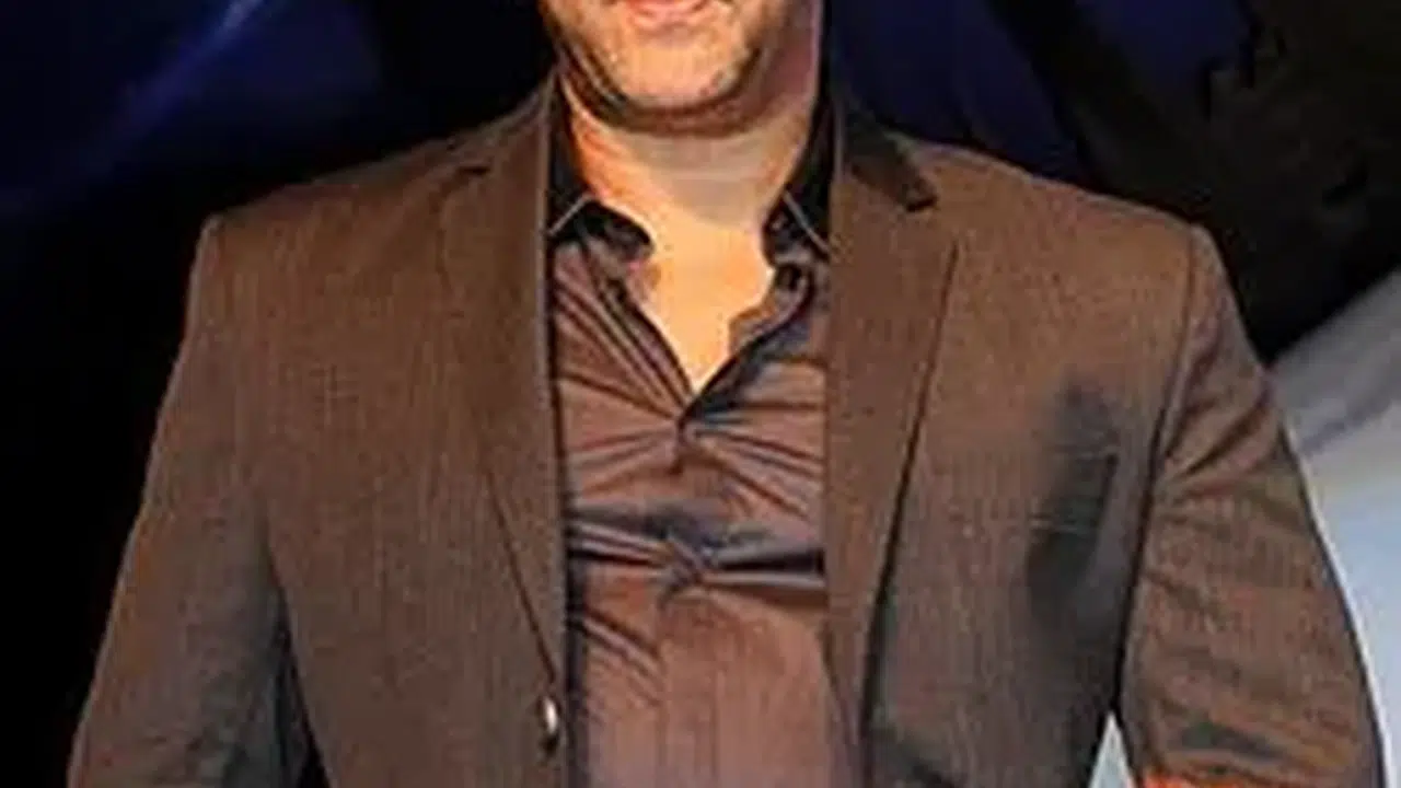 SALMAN KHAN MÜSLÜMAN MI? Aamir Khan ile akraba mı?