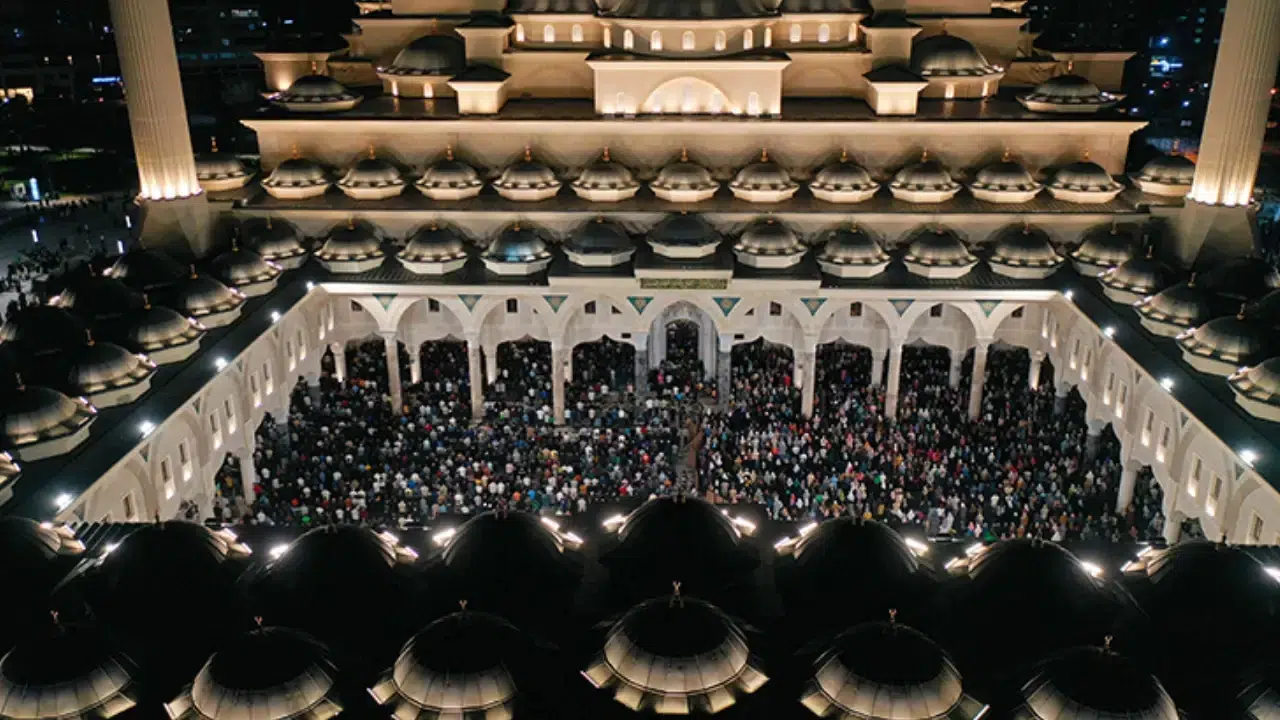 KADİR GECESİNE KAÇ GÜN KALDI! 2026 Kadir Gecesi hangi gün, bugün Kadir Gecesi mi?