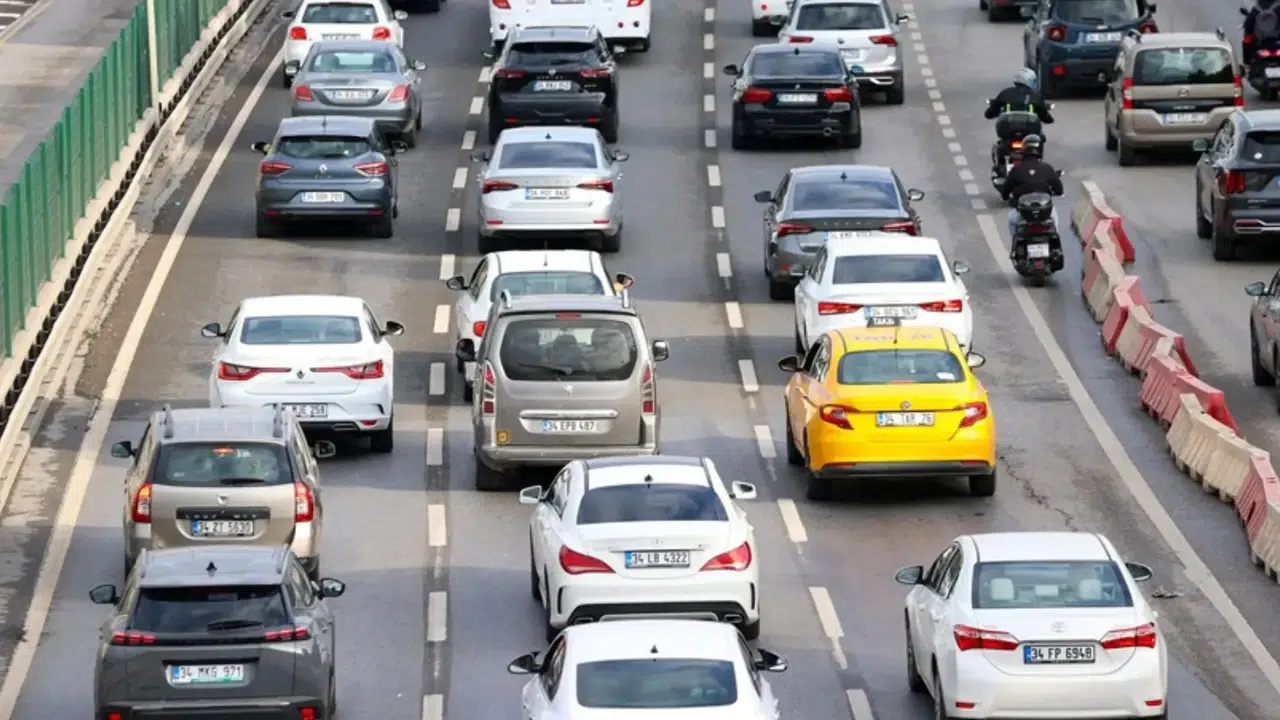 Trafikte Yeni Dönem! Hız İhlallerinde Ceza Sistemi Baştan Değişti