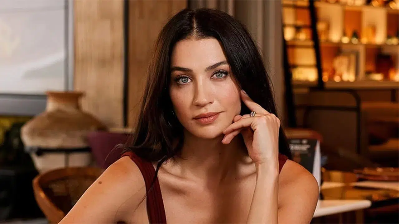 EŞREF RÜYA CEREN KİMDİR VE GERÇEK ADI! Ceren’i kim canlandırıyor, kaç yaşında, evli mi?