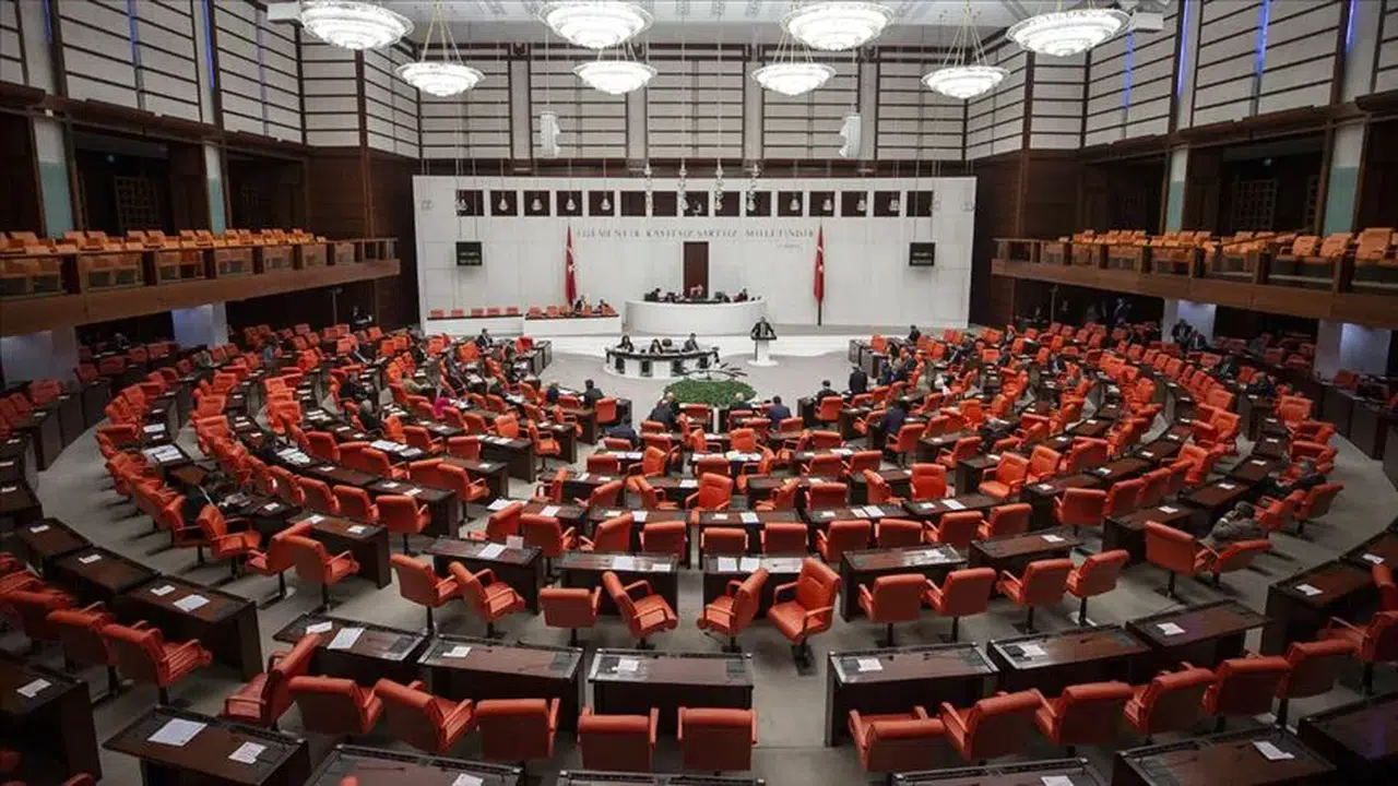 TBMM’den kritik analiz: Hürmüz Boğazı’nın kapanması tedarik zincirlerini vurabilir