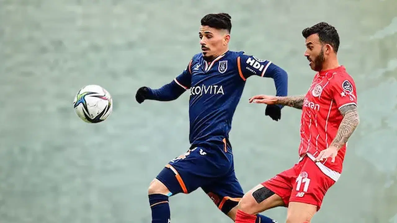 BAŞAKŞEHİR - ANTALYASPOR MAÇI CANLI YAYIN BİLGİLERİ! Saat kaçta, hangi kanalda, Digiturk ve Kablo TV kaçıncı kanal?