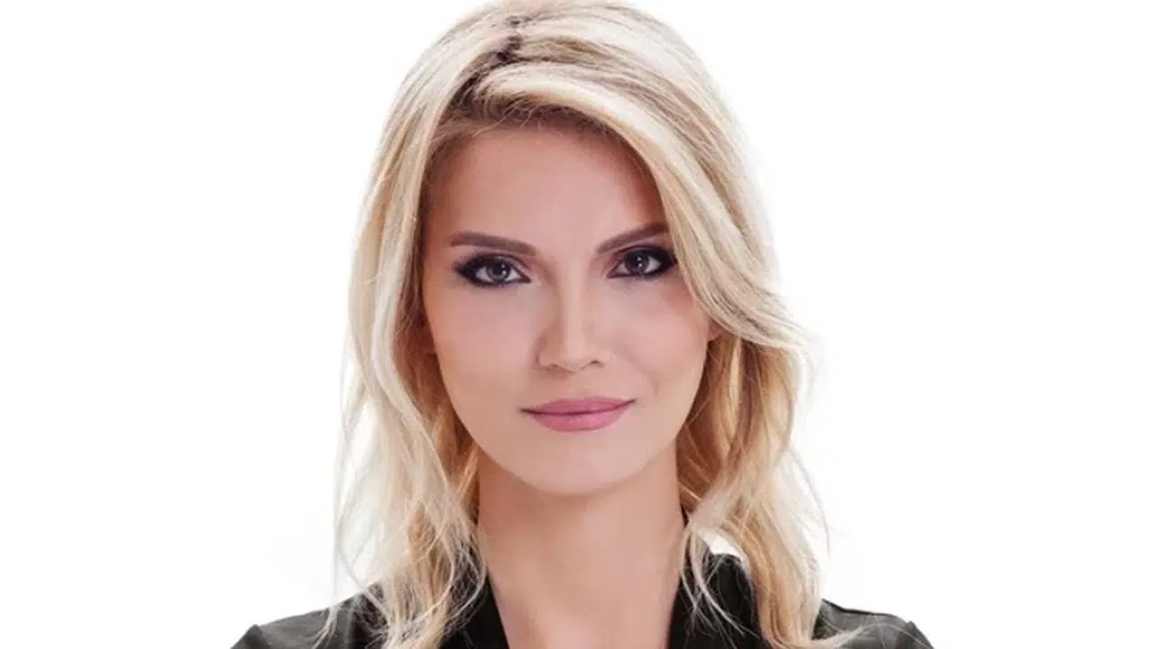 PELİN ÇİFT NERELİ! Kaç Yaşında ve Hangi Programları Sunuyor?