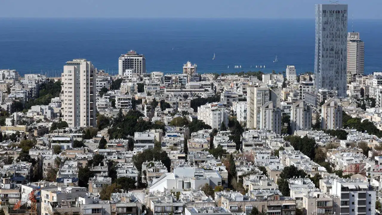 Orta Doğu’da Yeni Gerilim! İran’ın Füze Saldırısı Tel Aviv’i Alarm Durumuna Geçirdi