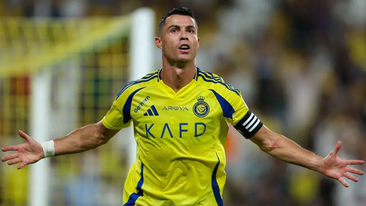 AL NASSR'DA RONALDO ŞOKU! Ülkeden Ayrıldı mı, Kulübe Veda mı Etti?