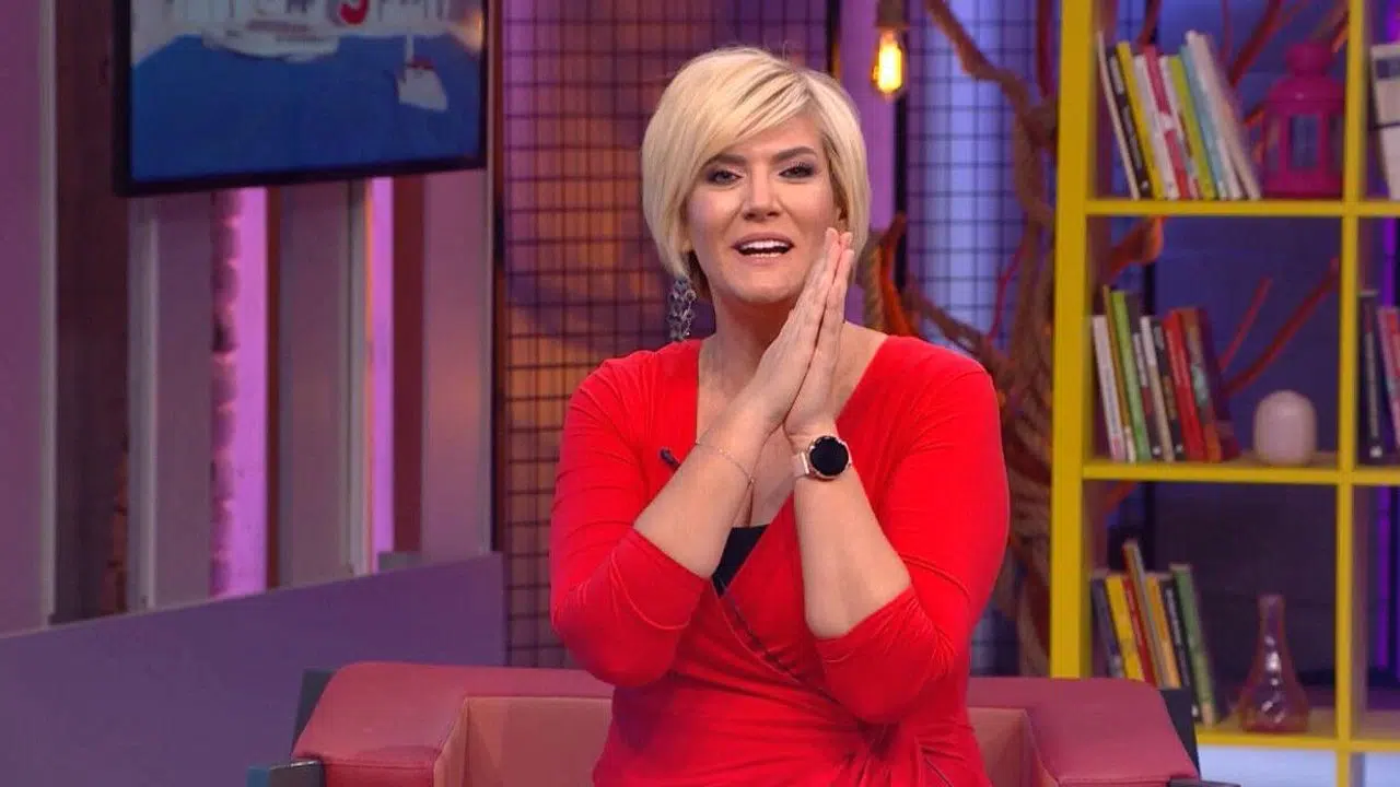 ÖZGE UZUN KİMDİR VE EŞİ KİM! Kaç yaşında, nereli, kariyeri nedir, çocukları var mı?