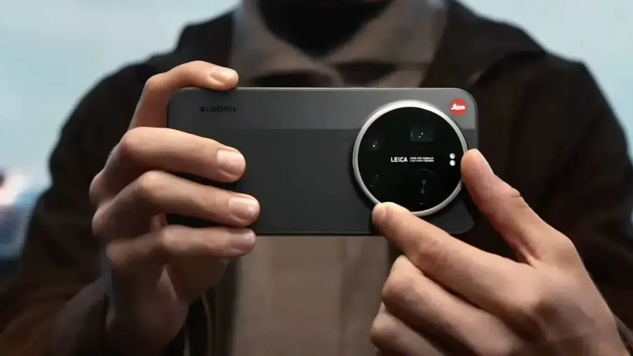 XİAOMİ 18’DE AI DÜĞMESİ NE İŞE YARAYACAK! Yapay zeka destekli stylus kalem nasıl çalışacak?