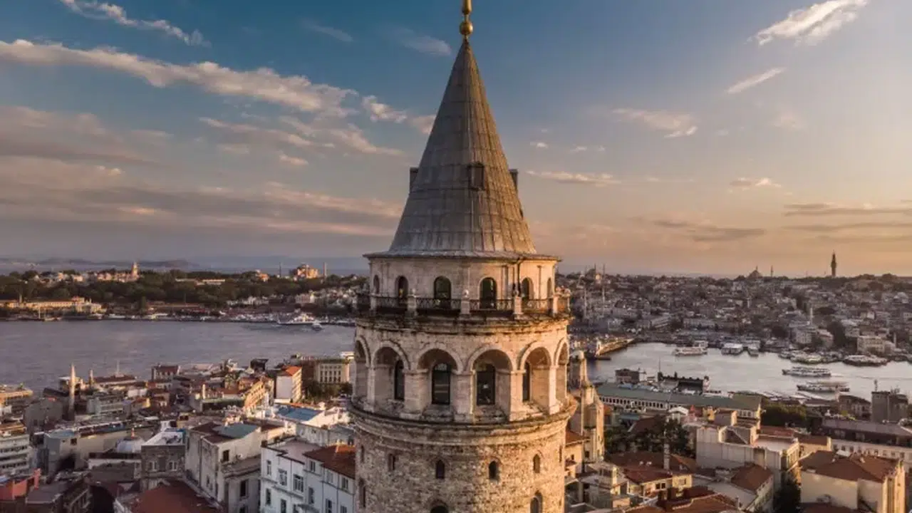 Galata Kulesi’nin sahibi kim? Tapu davası sonucu ne oldu, Vakıflar mı İBB mi kazandı, kule kime ait?