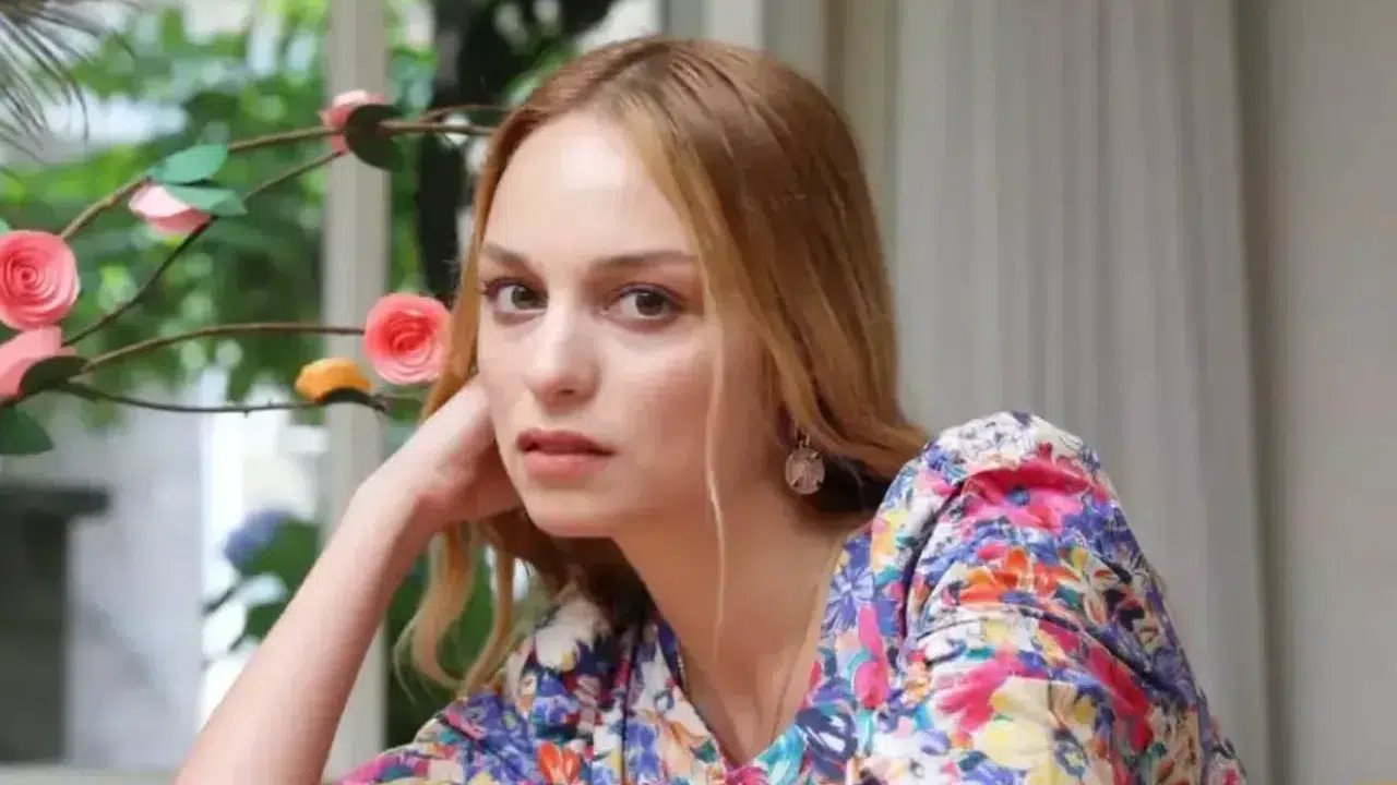 Sosyal Medya Fenomeni Nilperi Şahinkaya’nın İlişkisi Kavga ile Bitti