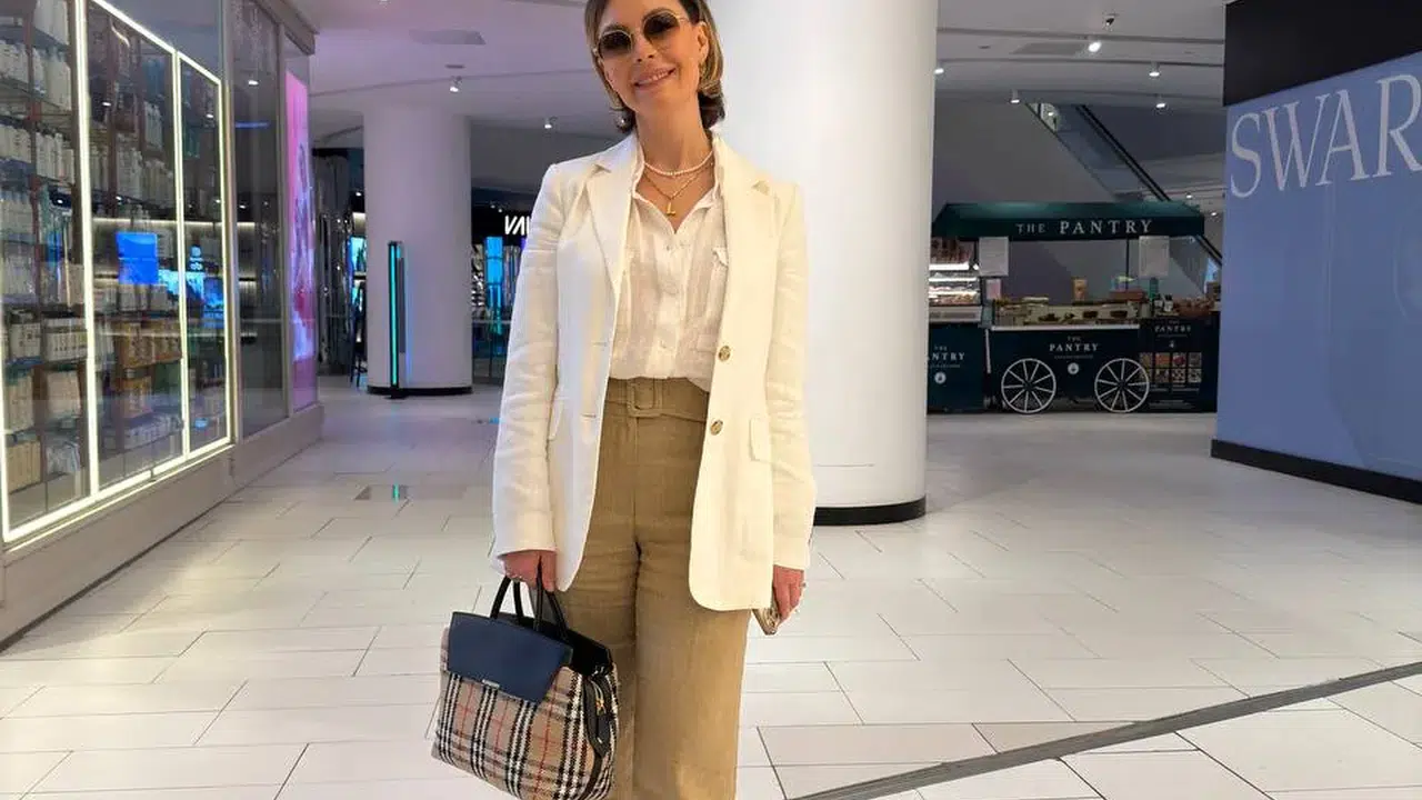 Özge Özder’den Net Mesaj: 'Kendini Kaptıran Profesyonel Değildir'