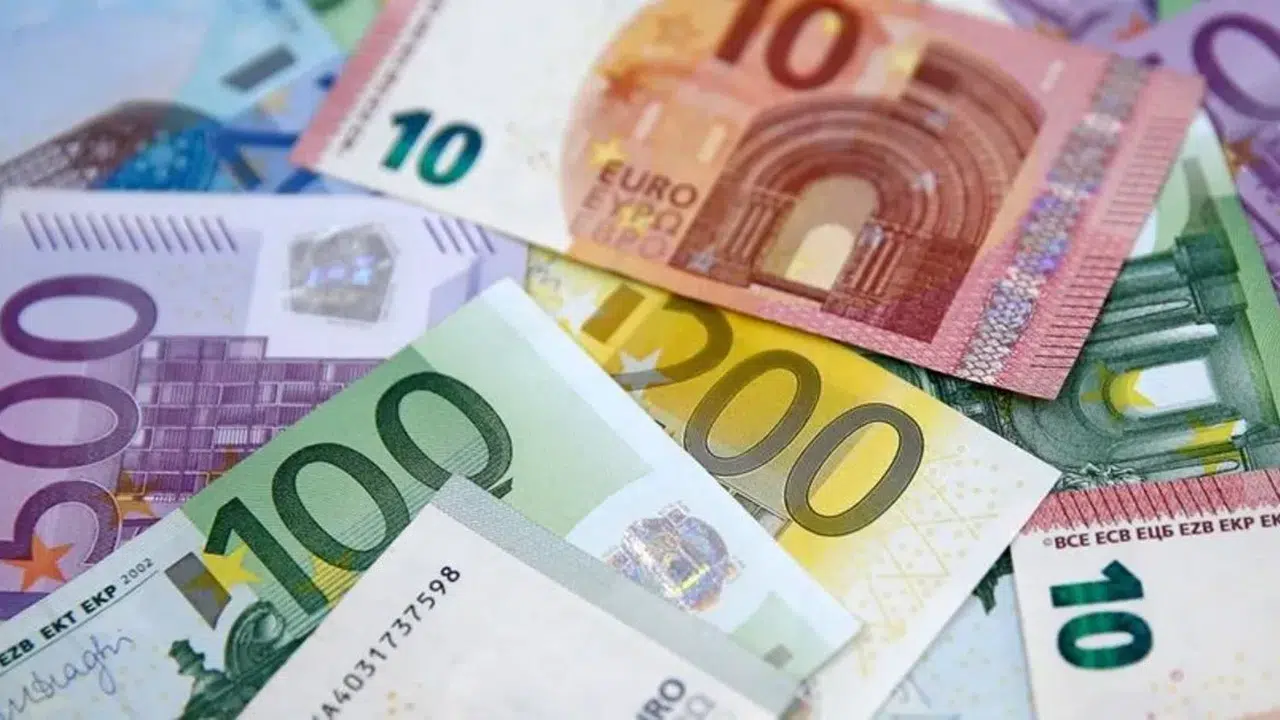EURO KURU NE KADAR OLDU! 1 Euro kaç TL, serbest piyasa, Kapalıçarşı ve TCMB Euro fiyatı bugün kaç TL?
