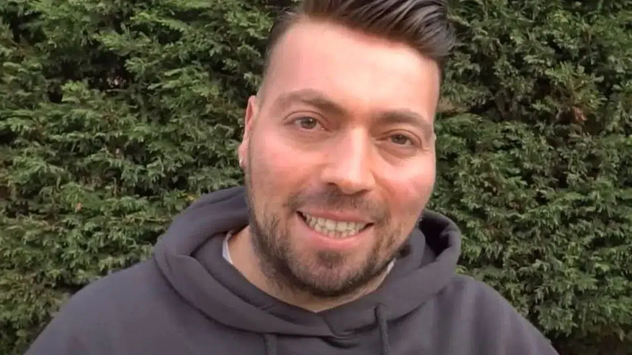 Fırat Sobutay Kimdir, Kaç Yaşında, Nereli, Evli mi, Eşi Kim, Kaç Çocuğu Var, Boyu Kaç, Hangi Okuldan Mezun Oldu, Ne İş Yapıyor?