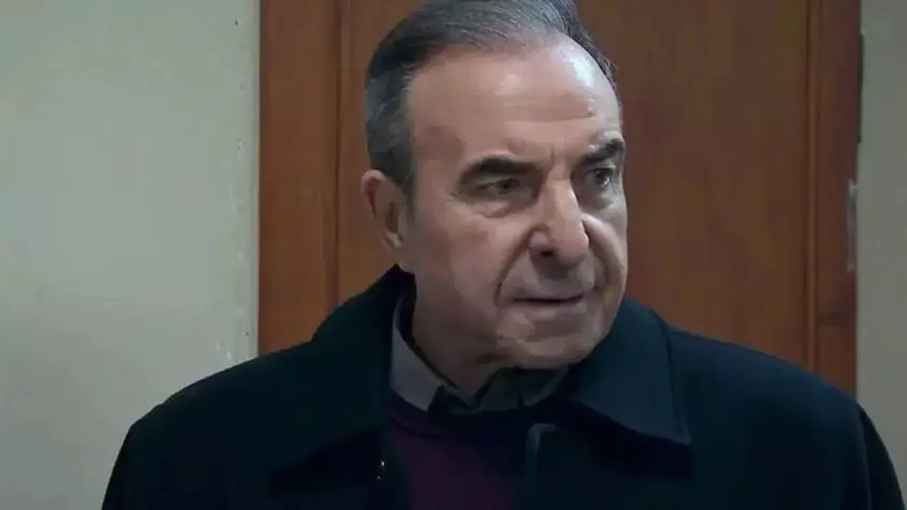 Arka Sokaklar’ın Rıza Baba’sı hastaneye kaldırıldı! Eşinden sağlık durumu açıklaması