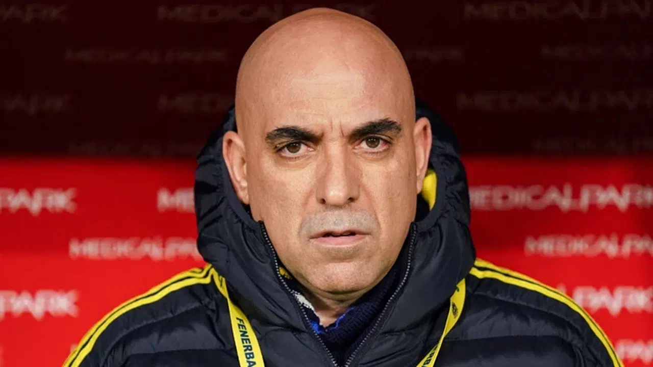 21 Saniyelik Basın Toplantısı! Fenerbahçe Cephesinde Moraller Bozuk