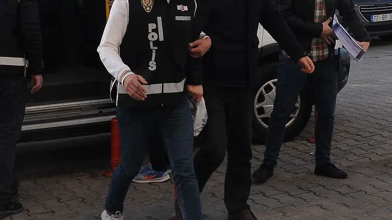 İstanbul’da şafak operasyonu, sokak çetesine büyük darbe